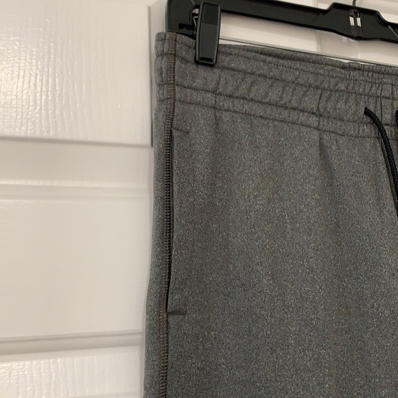 Women’s Under Armour Fleece Lined Joggers - Picture 3 of 11